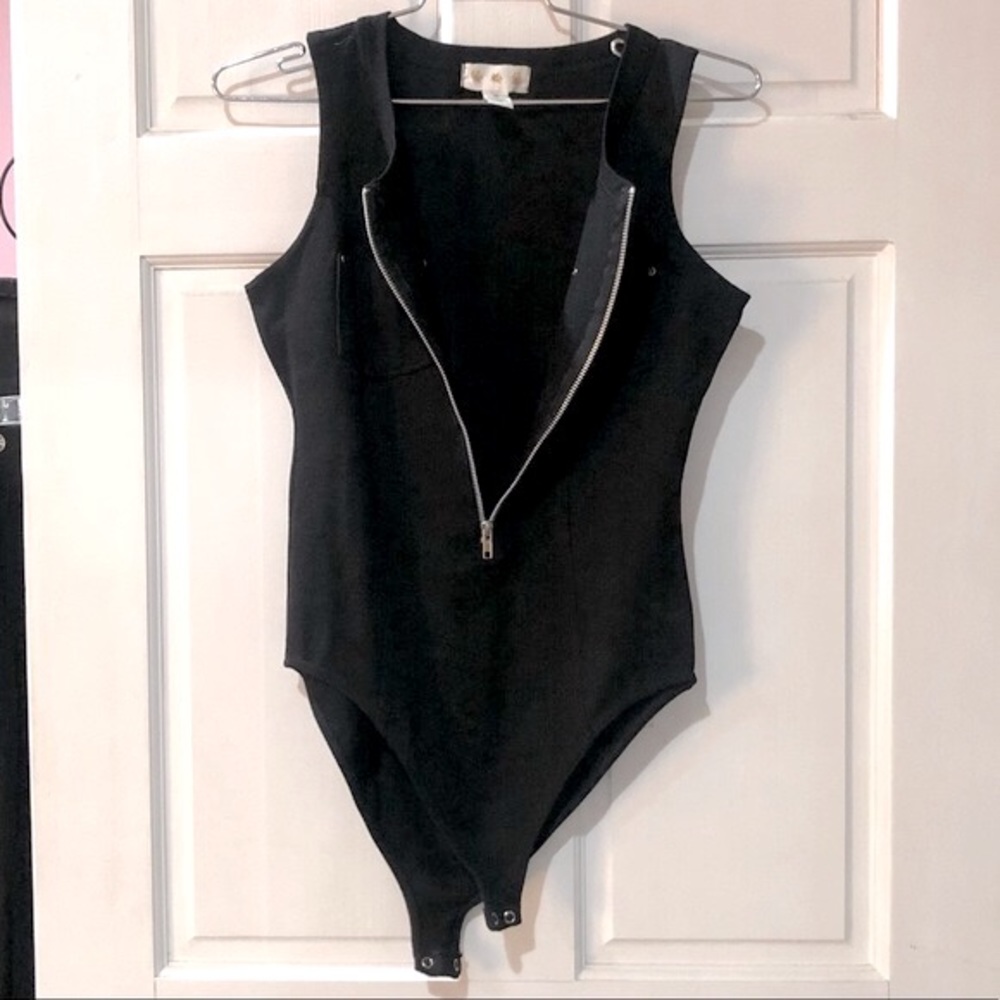 THREE BEE label black sleevless front half zip bodysuit sizeL excellent cond - Picture 2 of 14